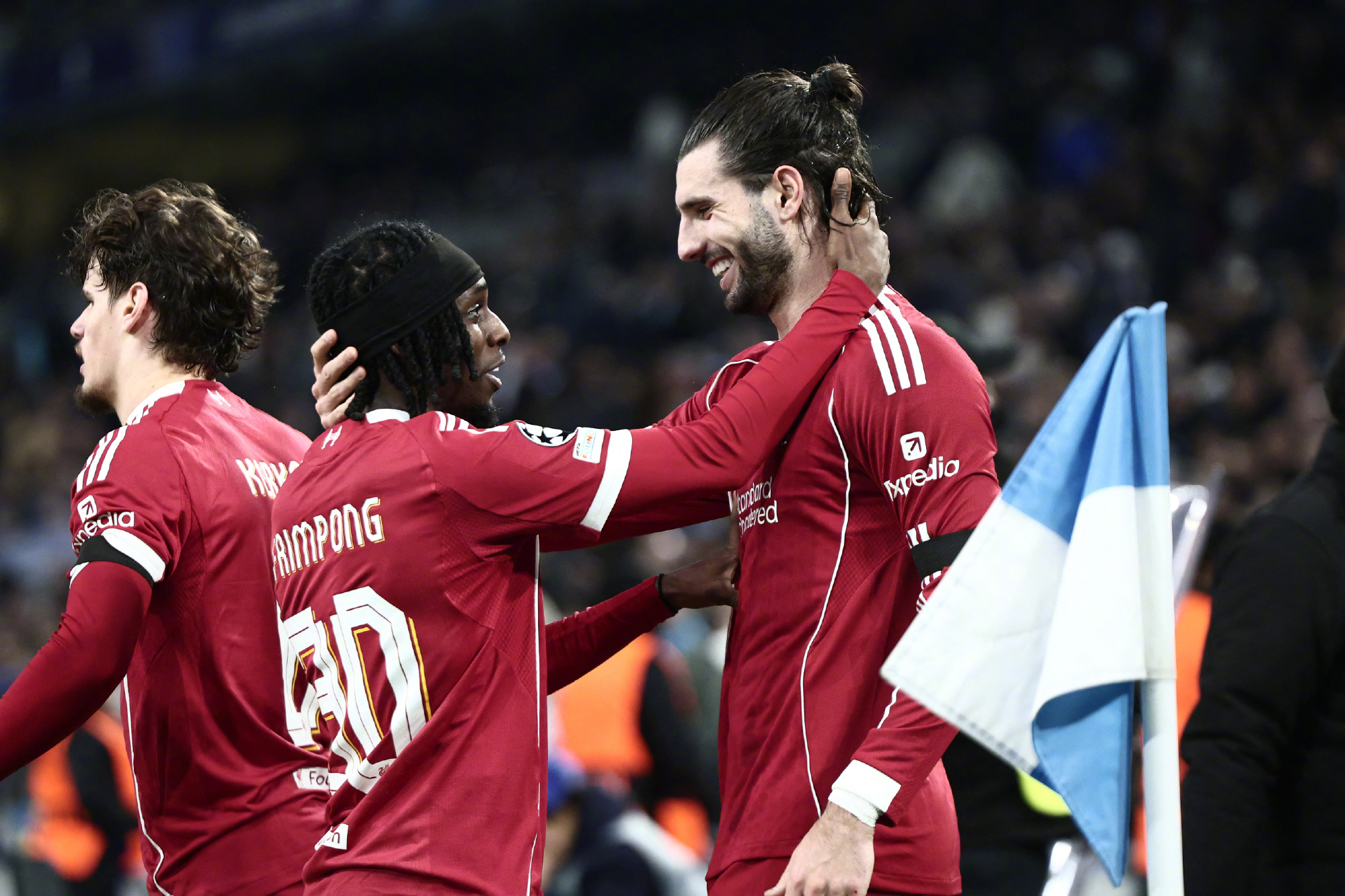 lol台服官网地址-关于利物浦迎欧超杯关键赛，转会期战术微调，球迷炸锅，控场能力受关注的信息