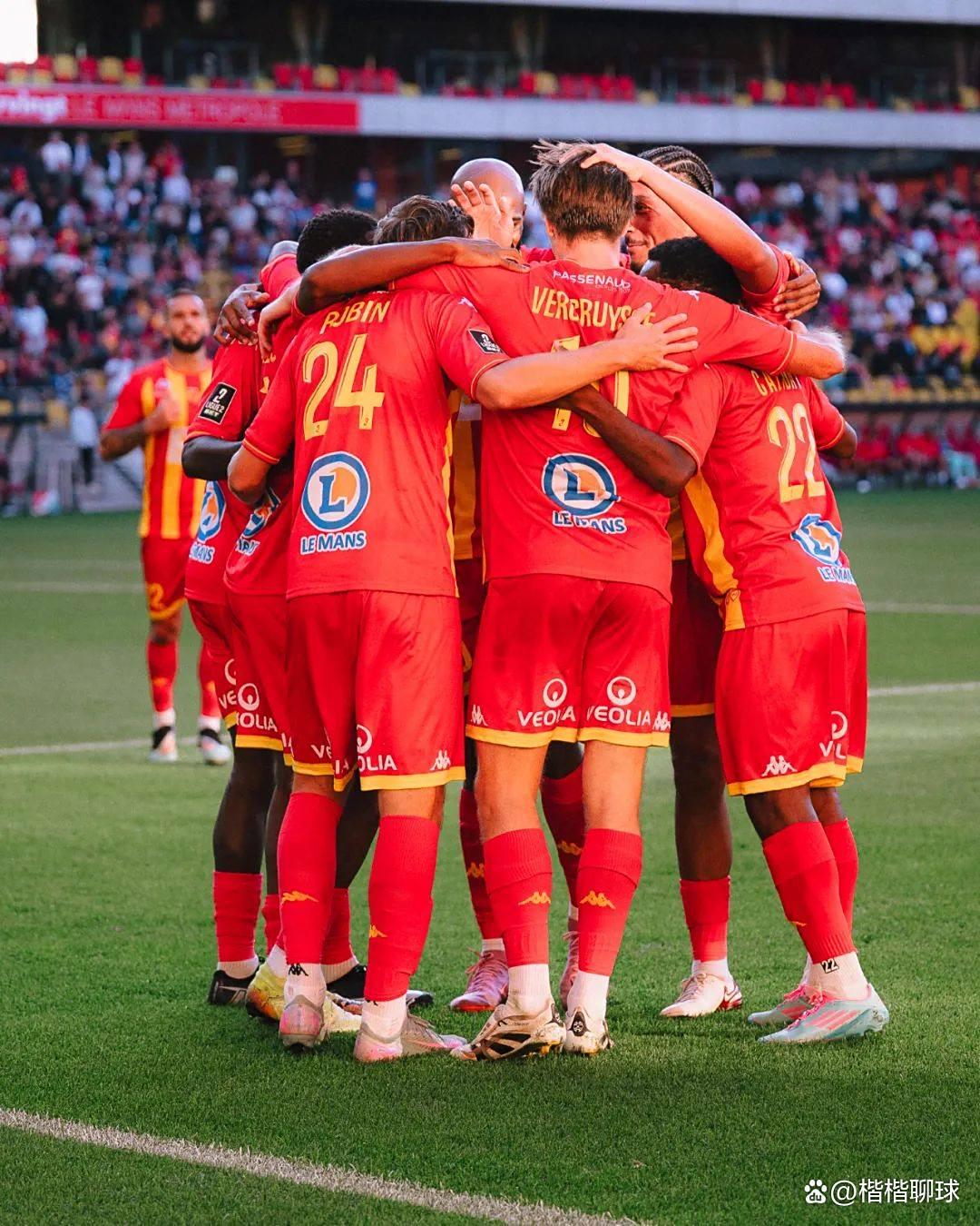 英雄联盟官网-葡超赛程吃紧，皇家社会集结日手感冰凉，球迷炸锅，轮换策略成焦点的简单介绍