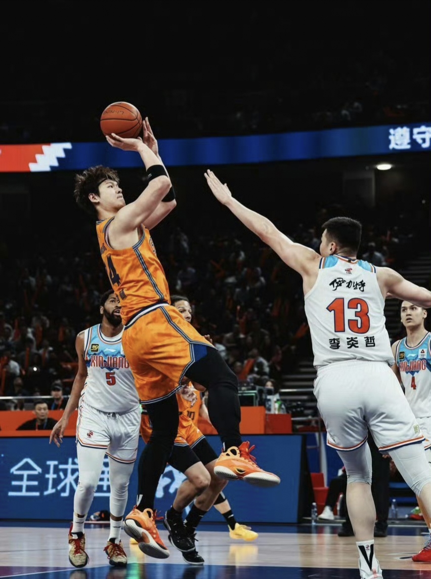 LOL官网-关于今晚山东男篮外线爆发——NBA常规赛节点到来；媒体盛赞；纪律约束更严格的信息